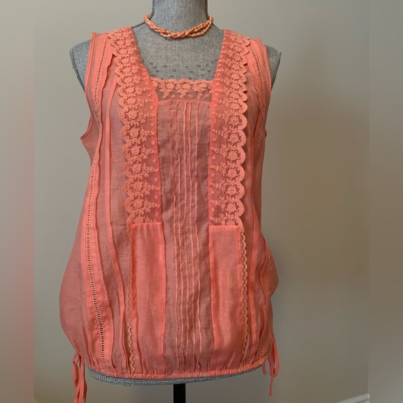Tops - Top sleeveless coral colour viscose with lace size M